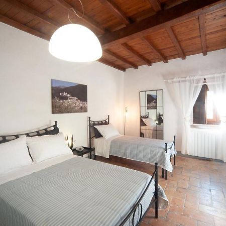 Casa Vacanze Garibaldi Spoleto Exterior foto